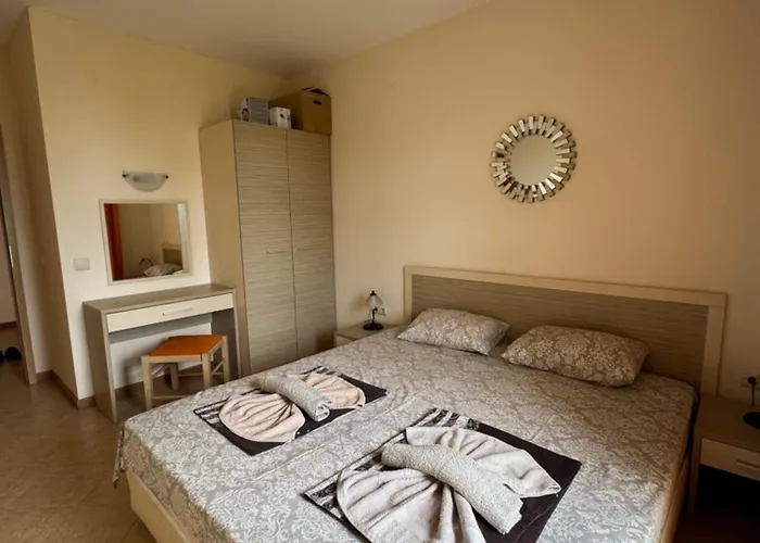 Vp Royal Sun Lägenhet Slăntjev Brjag